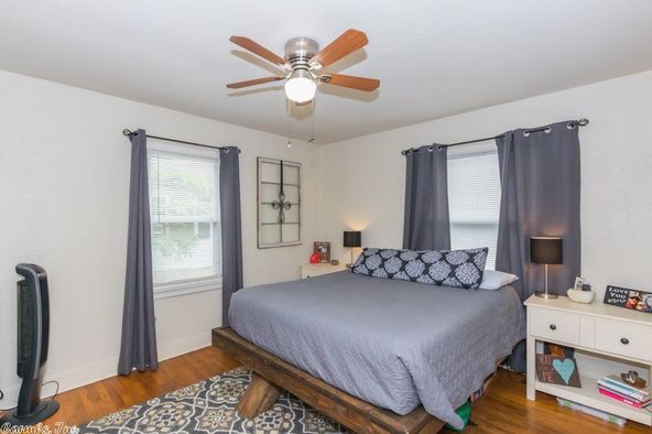 1006 Circle Dr, Benton, AR 72015